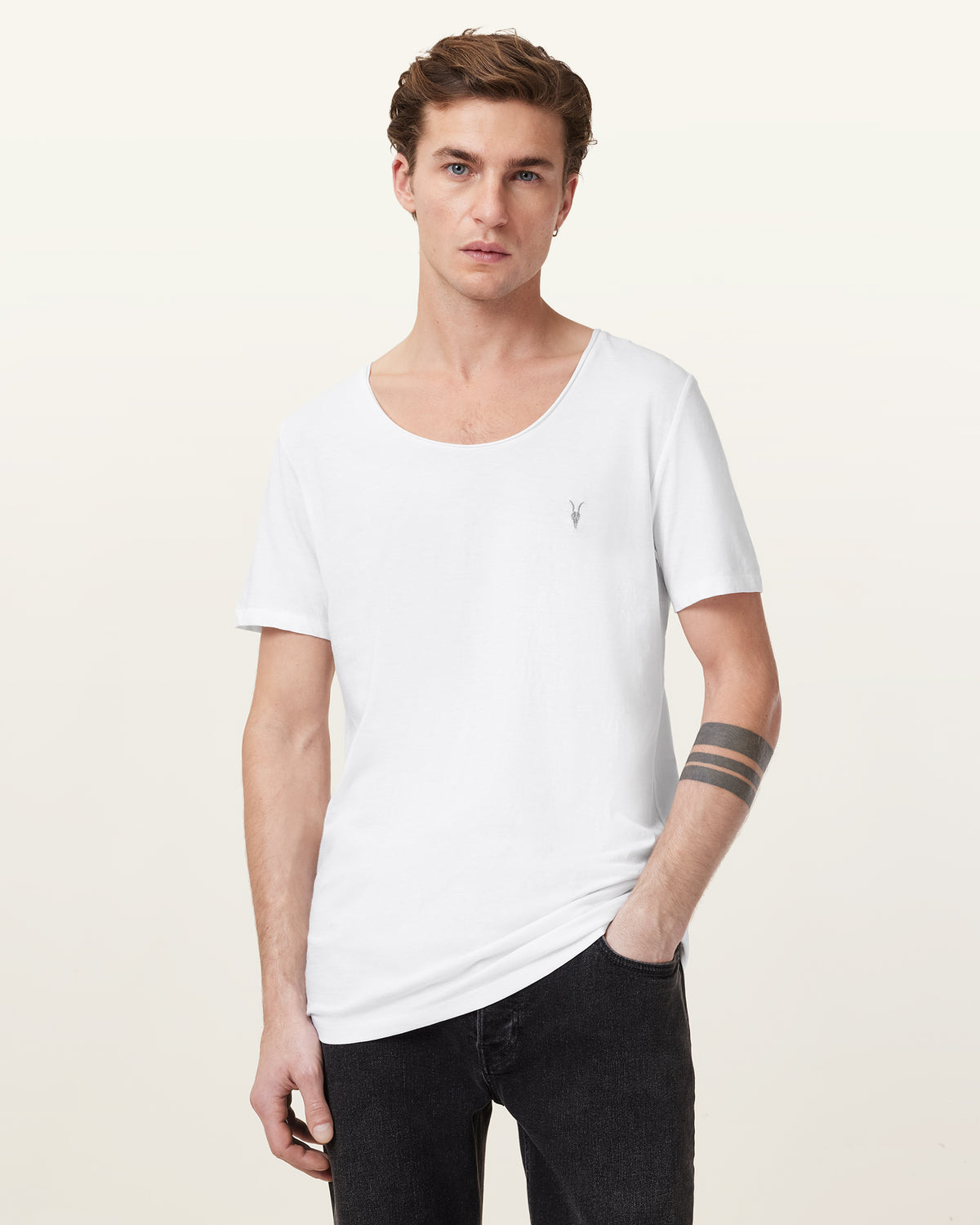 Faris Scoop Neck Slim Fit T-Shirt