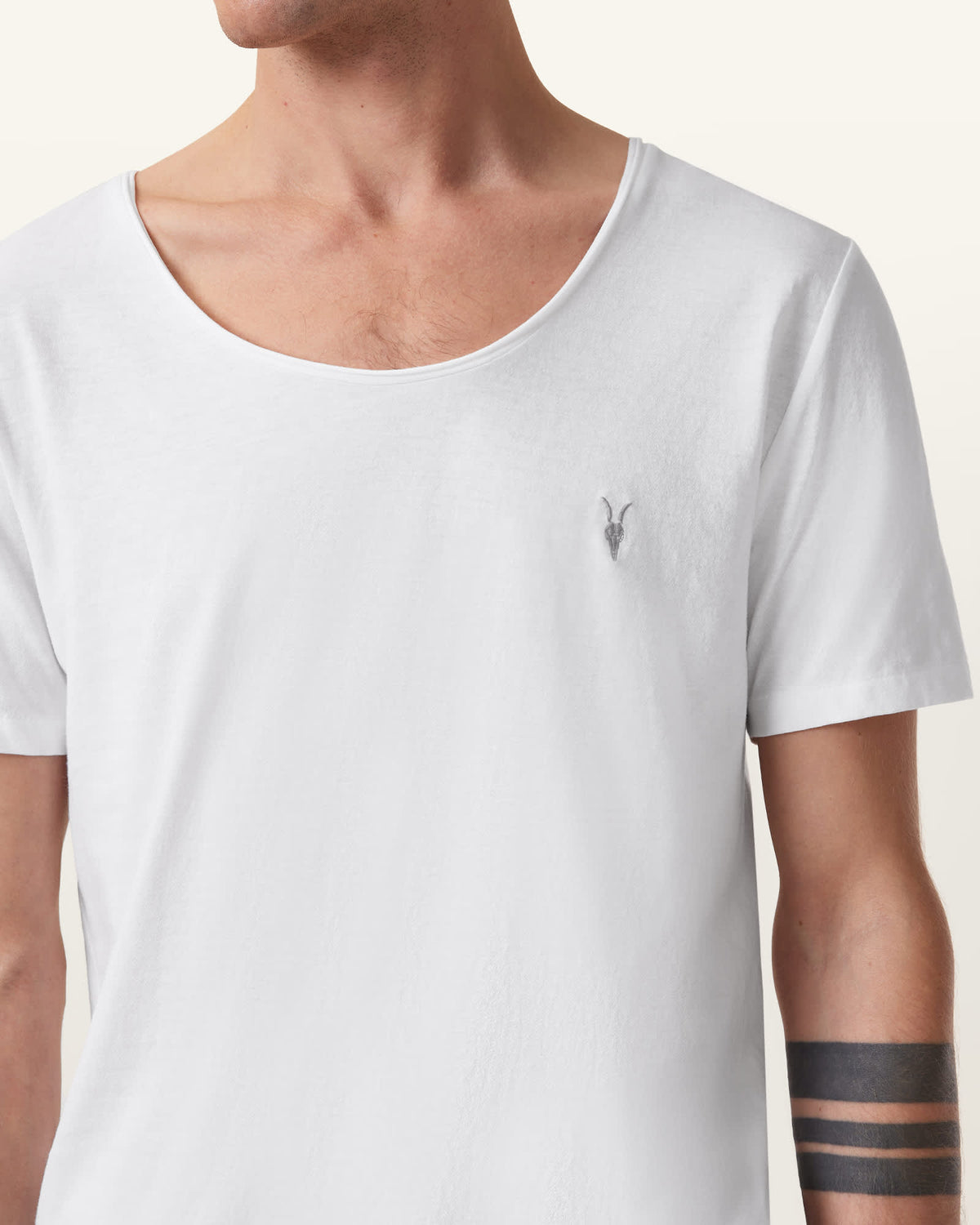 Faris Scoop Neck Slim Fit T-Shirt Optic White