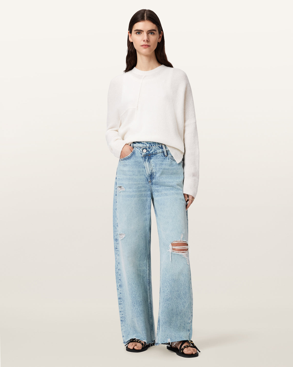 Aki Mid Rise Crossover Jeans