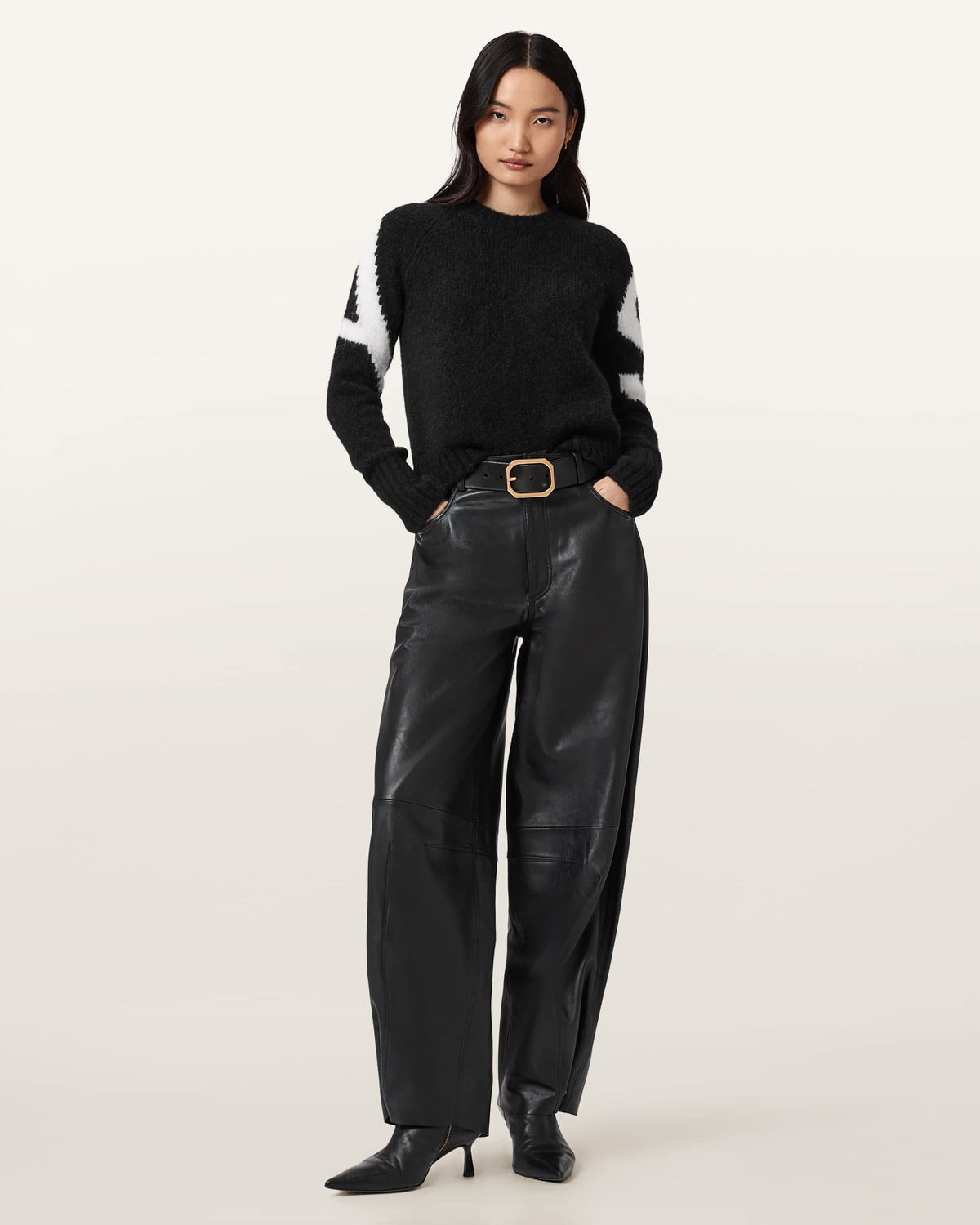 Sylvie Cropped Crew Neck Jumper BLACK/CHALK WHITE