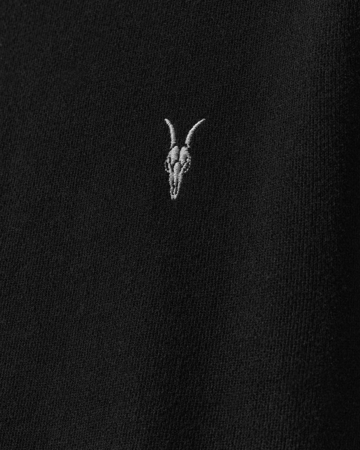 Raven Slim-Fit Ramskull Hoodie Black