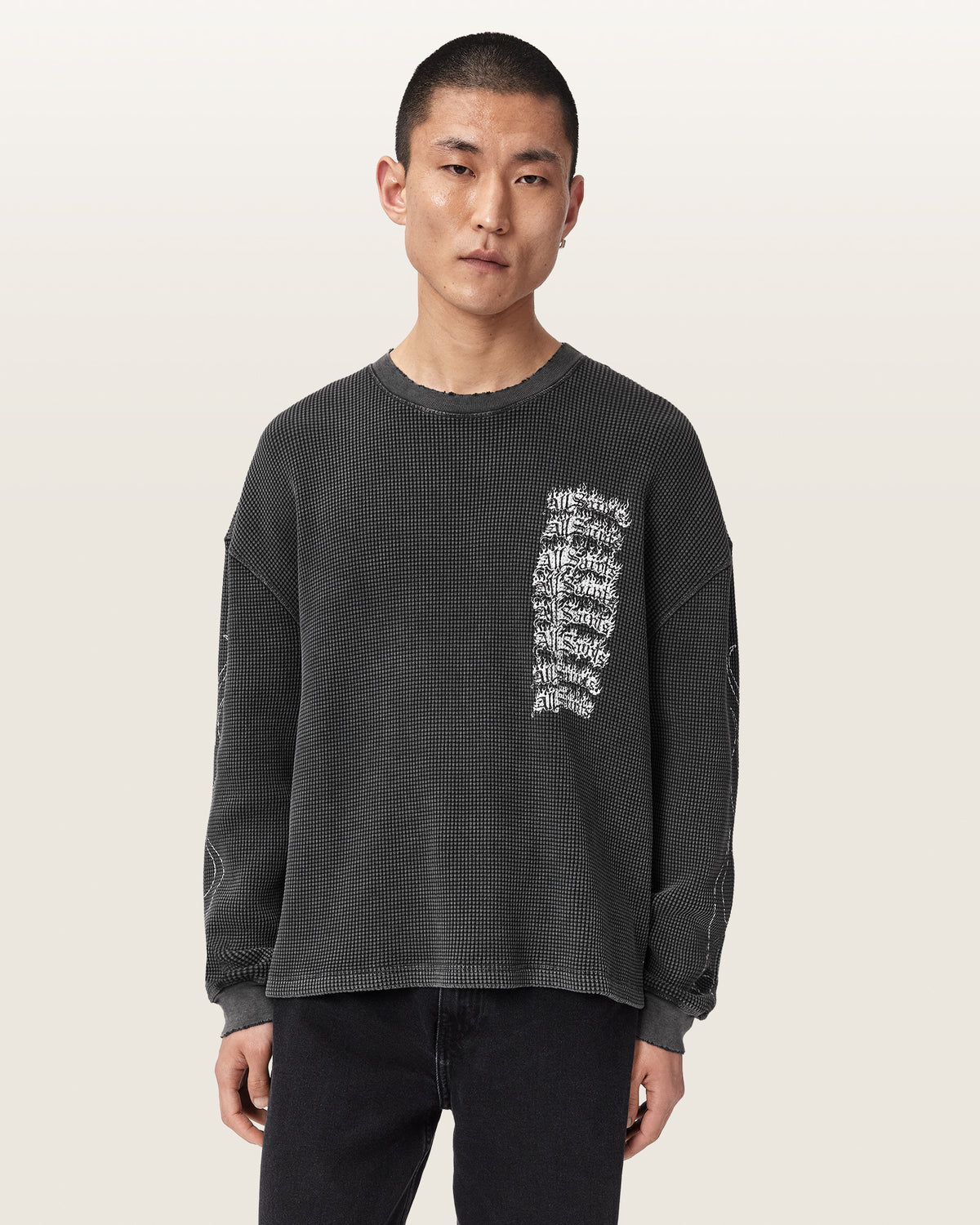 Incendo Long Sleeve Graphic T-Shirt
