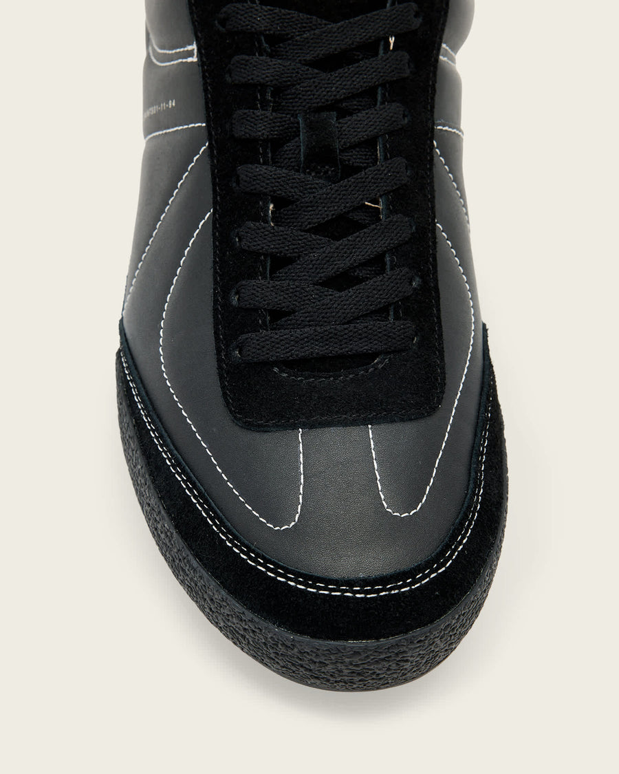 Harri Low Top Trainers Black