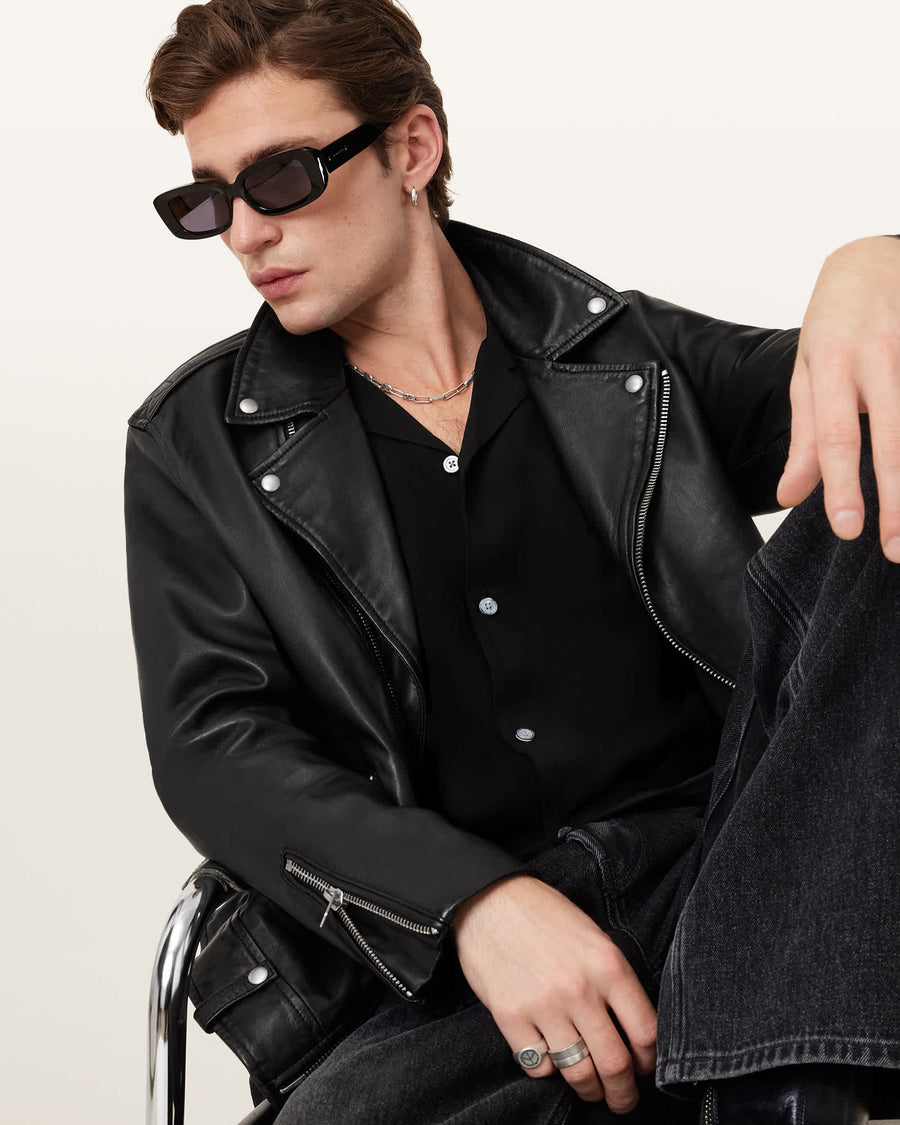Venice Revere Collar Ramskull Shirt Black