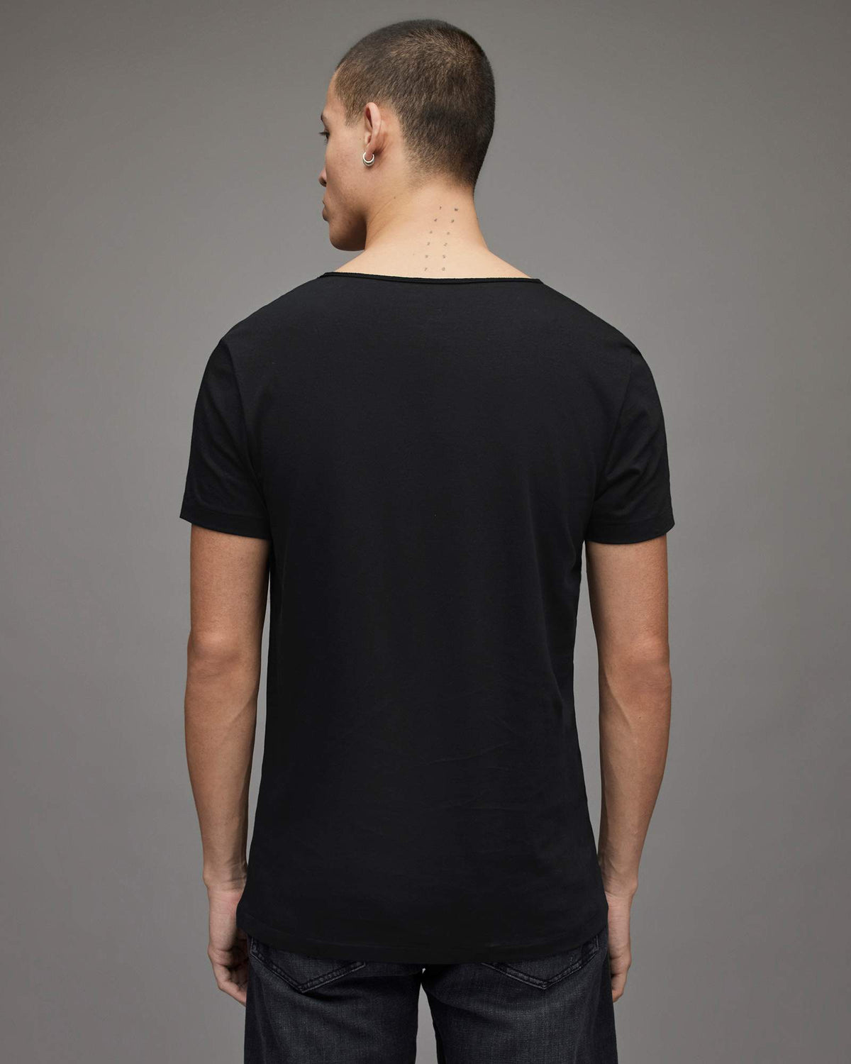 Tonic Scoop T-Shirt Jet Black