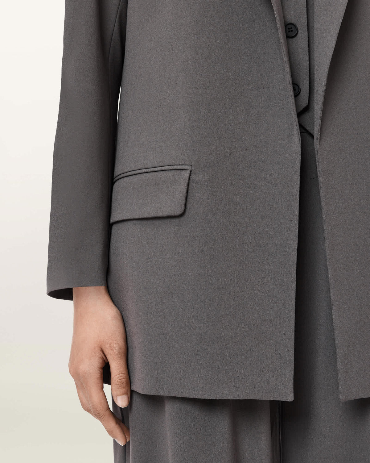 Aleida Lightweight Tri Blazer DARK GULL GREY