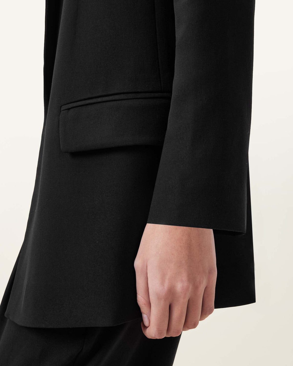 Aleida Lightweight Tri Blazer Black