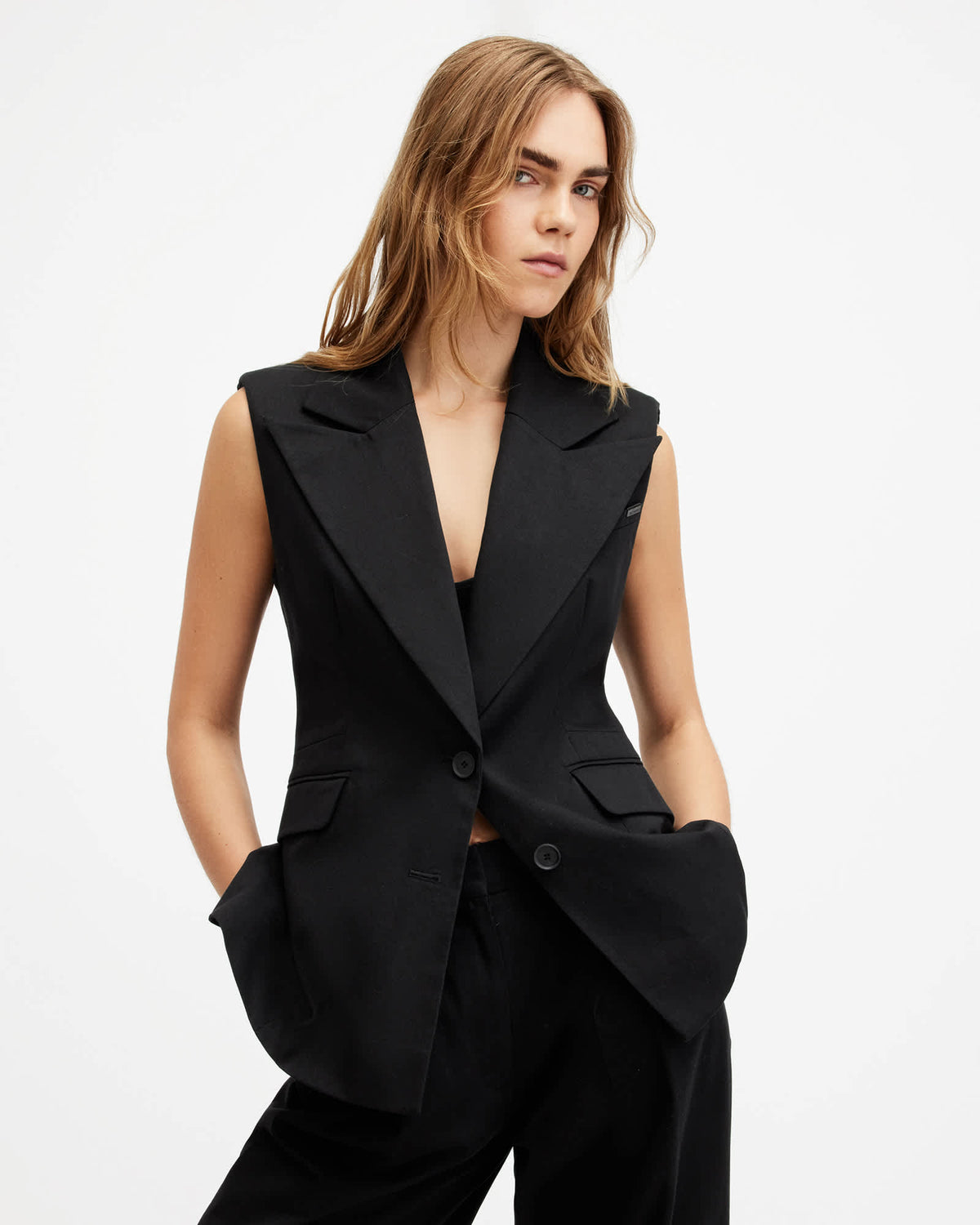 Hally Relaxed Fit Suit Black