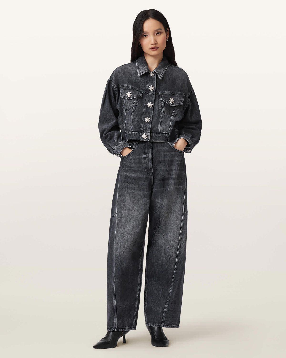 Carter Barrel Denim Jeans Washed Black