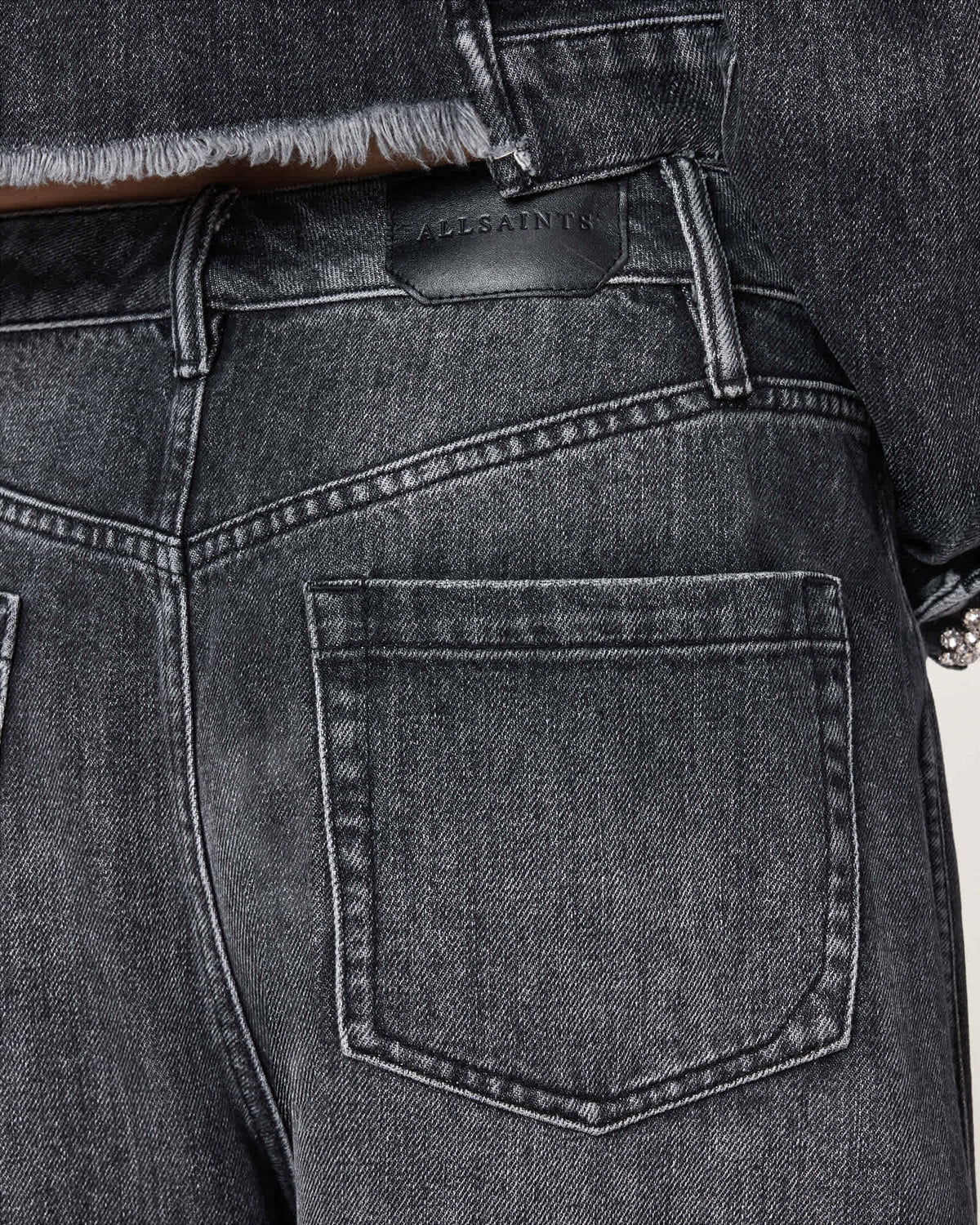 Carter Barrel Denim Jeans Washed Black