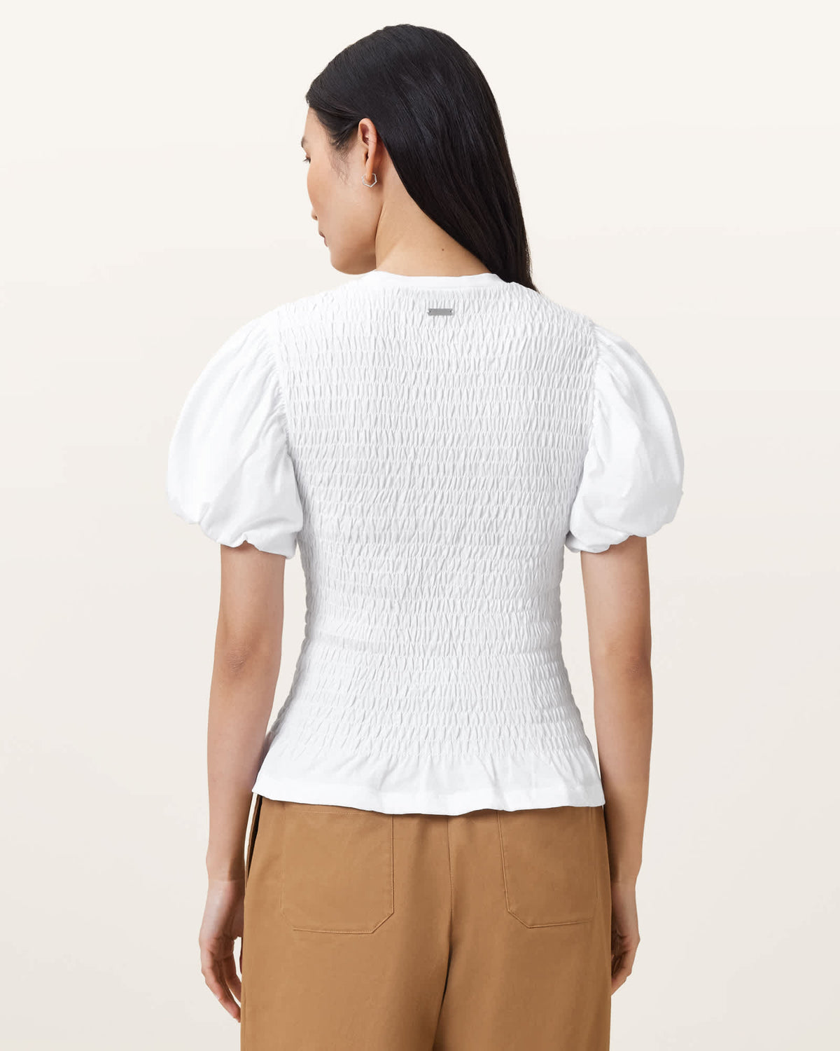 Dael Smocked Slim Top Optic White