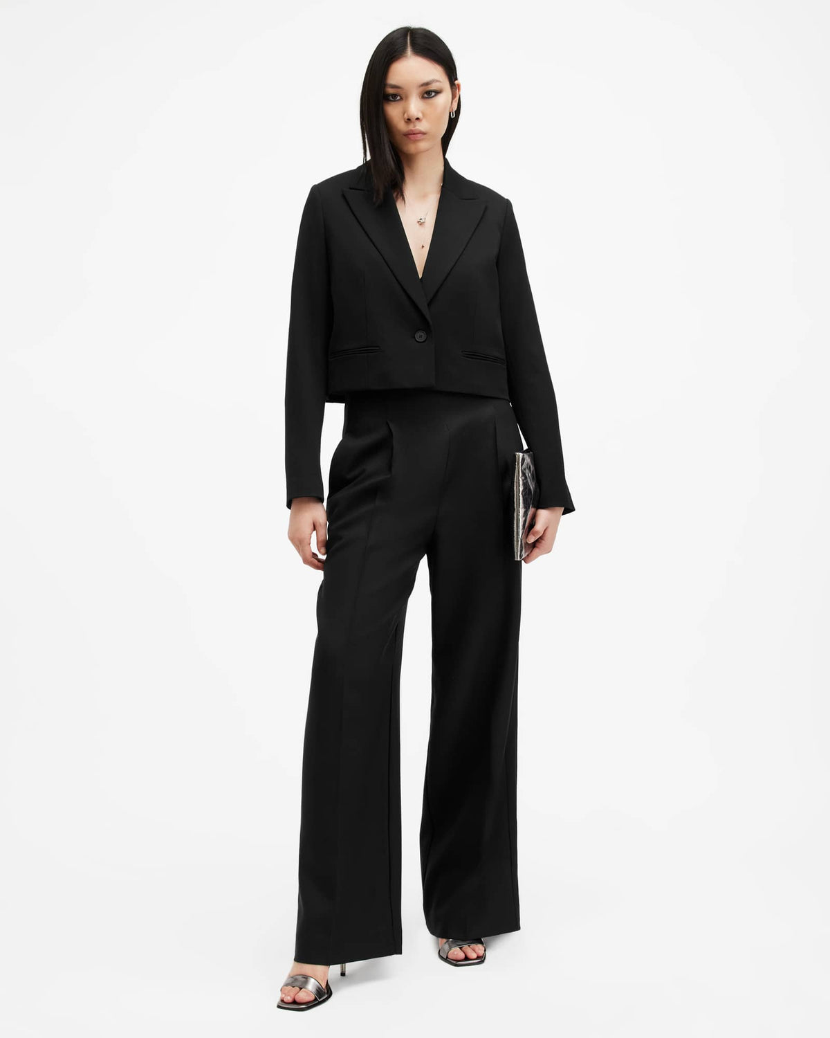 Shores Relaxed Fit Suit Black
