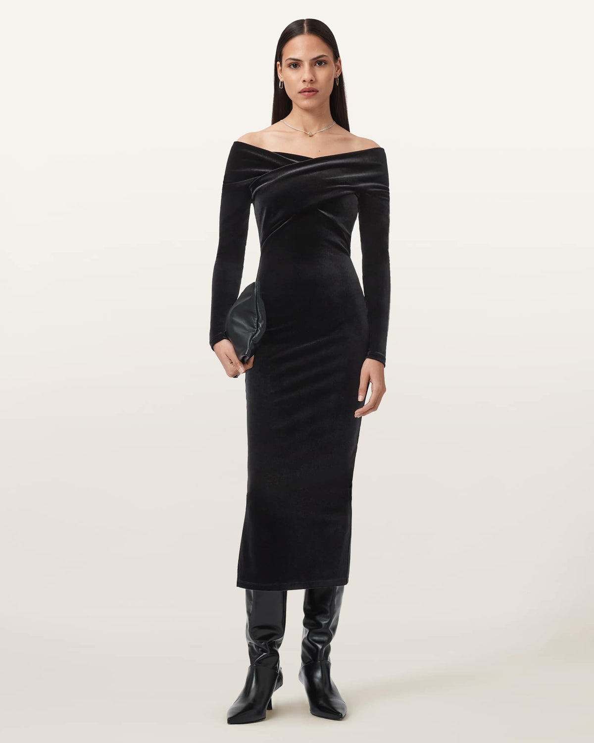 Delta Velvet Midi Dress Black