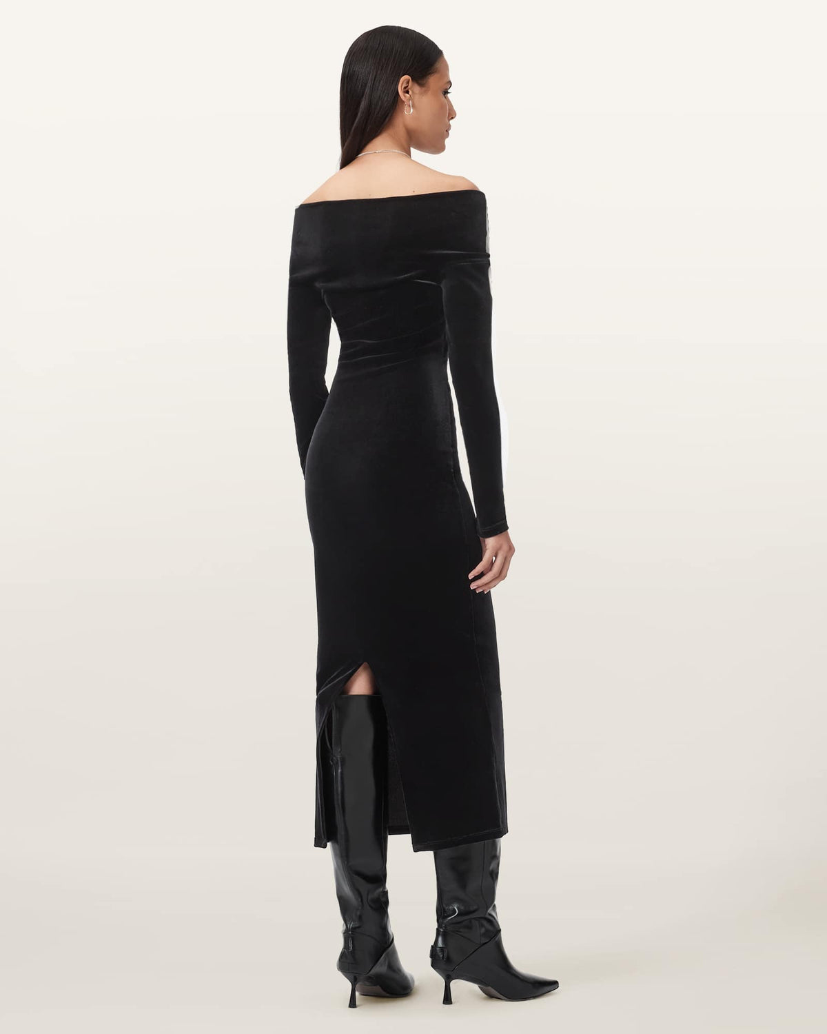 Delta Velvet Midi Dress Black