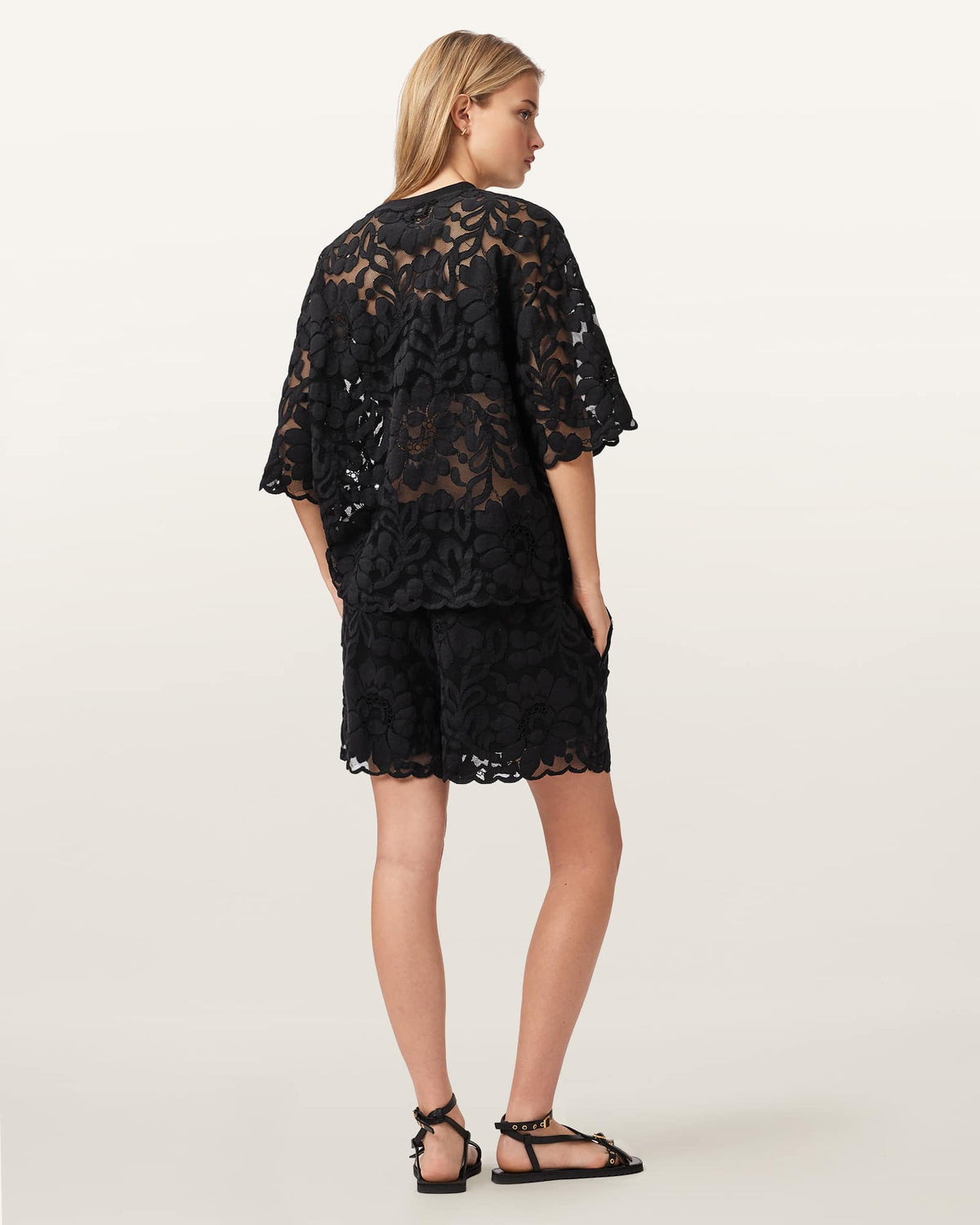 Amelie Mid Rise Relaxed Lace Shorts Black