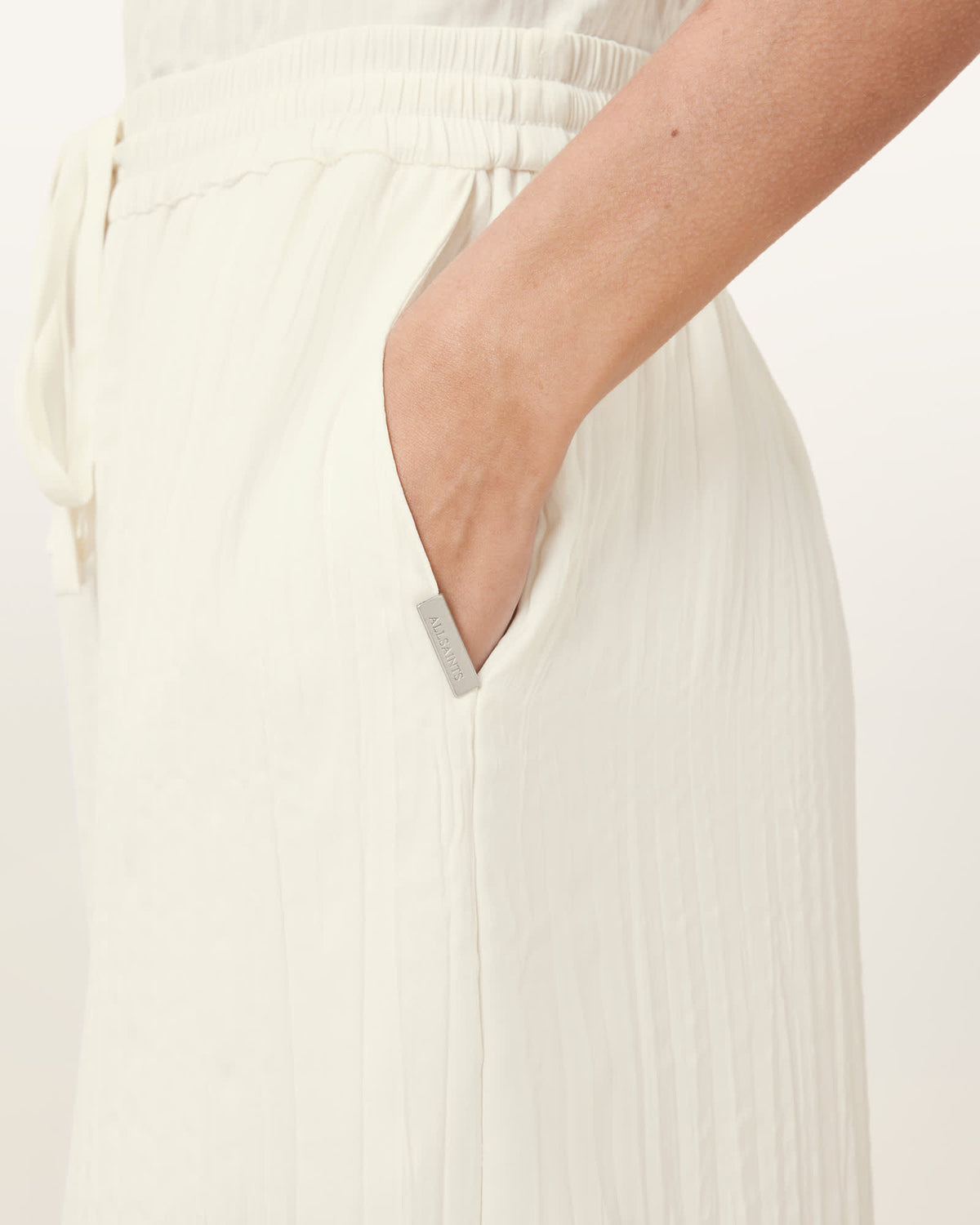 Caramin Crinkle Trousers GARDENIA CREAM