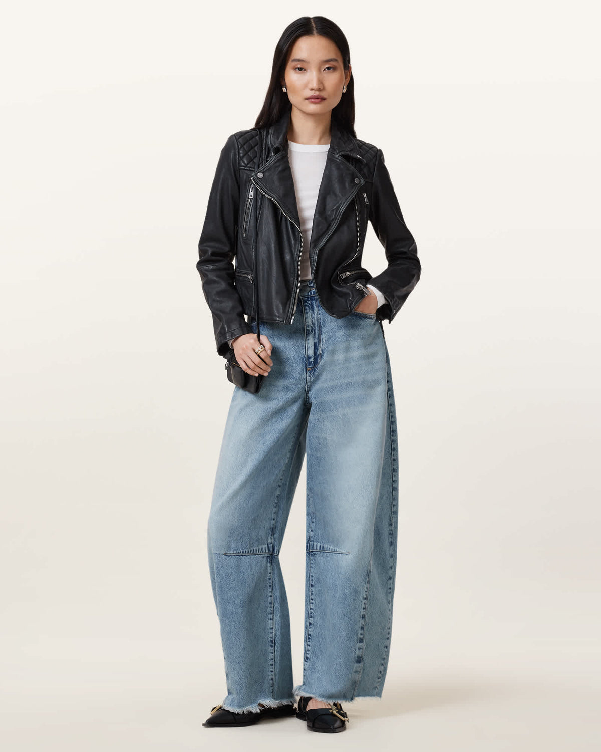 Jett Barrel Leg Denim Jeans Light Indigo