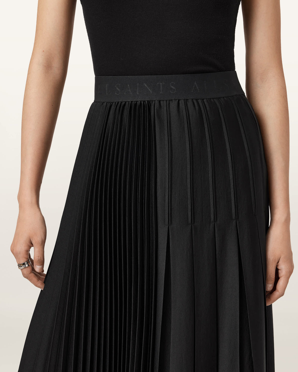 Jax Pleated Midi Skirt Black