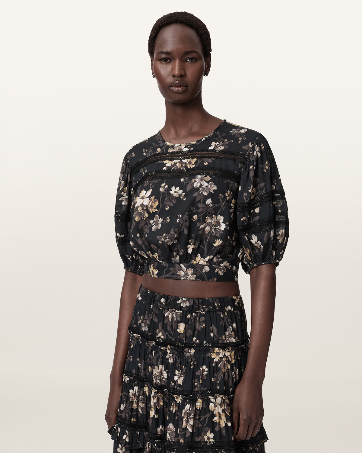 Peony Lace Trim Cropped Top