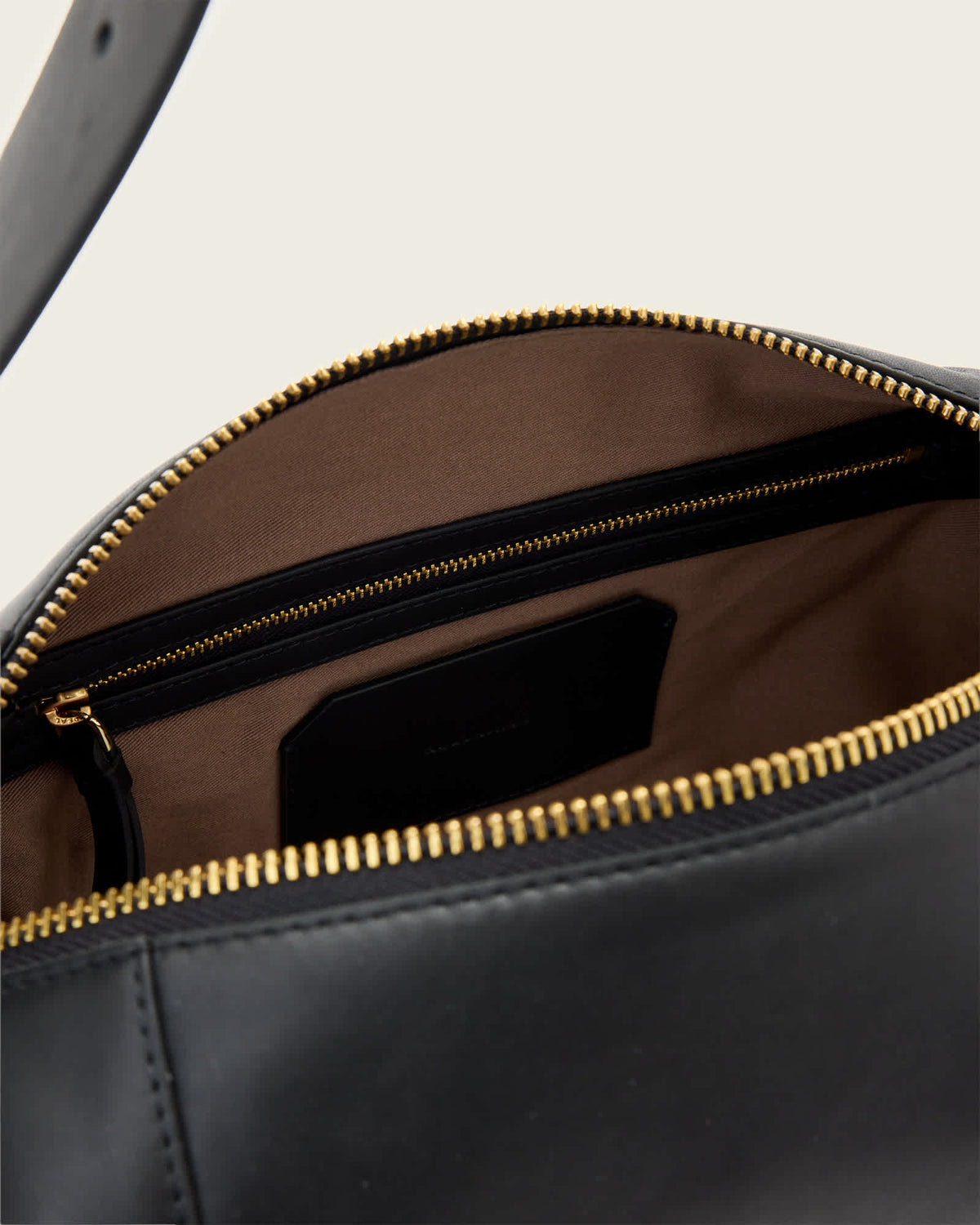 Vega Leather Shoulder Bag Black