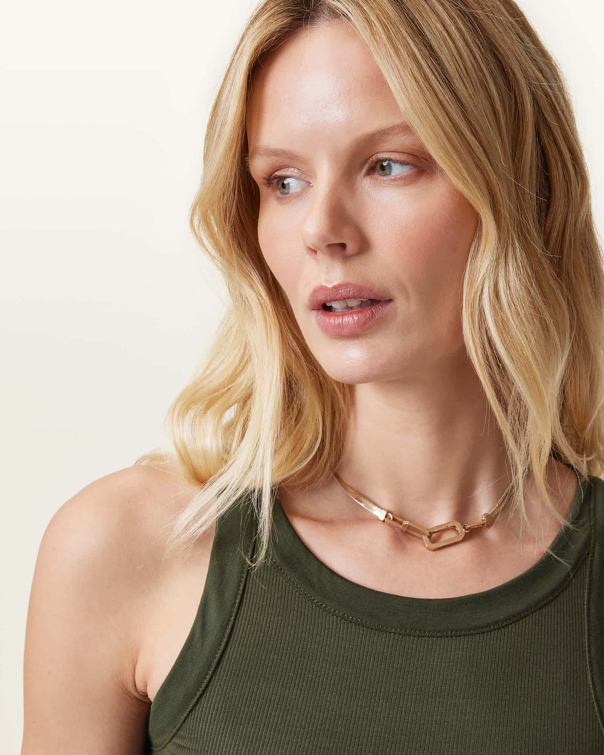 Rina Sleeveless Tank Top GRAPE LEAF GREEN