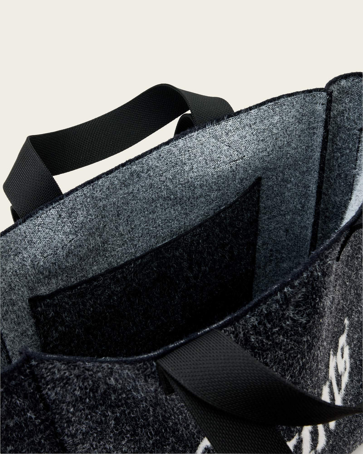 Izzy Saint Tote Bag Black