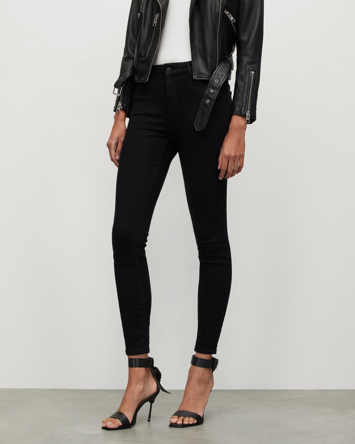 Miller Mid-Rise Size Me Skinny Jeans Black