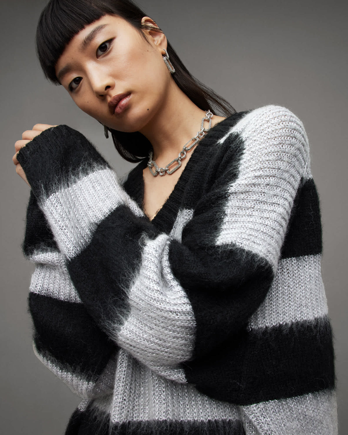 Lou Sparkle V-Neck Jumper BLACK/CLOUD GREY