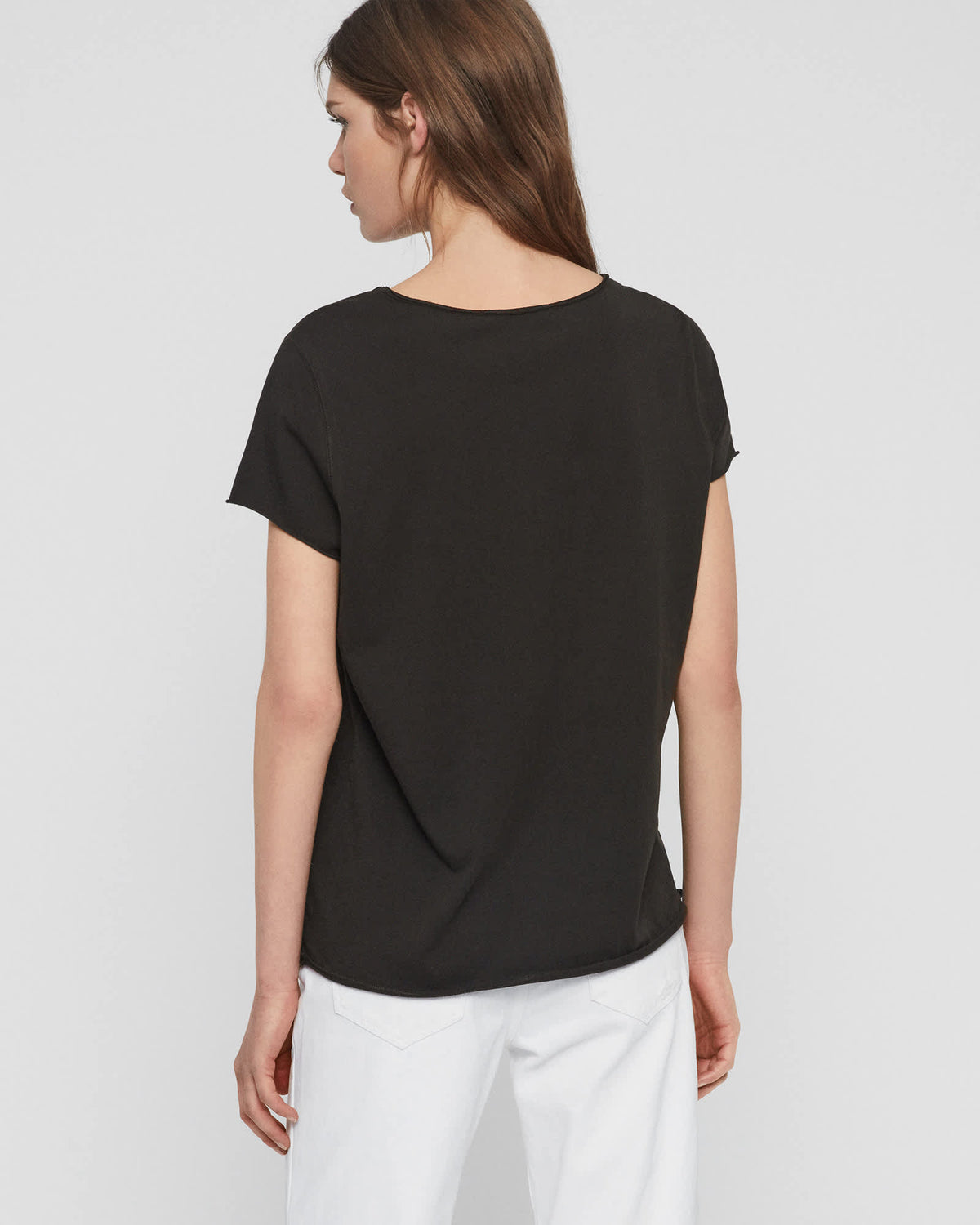 Emelyn V-Neck Tonic T-Shirt Washed Black