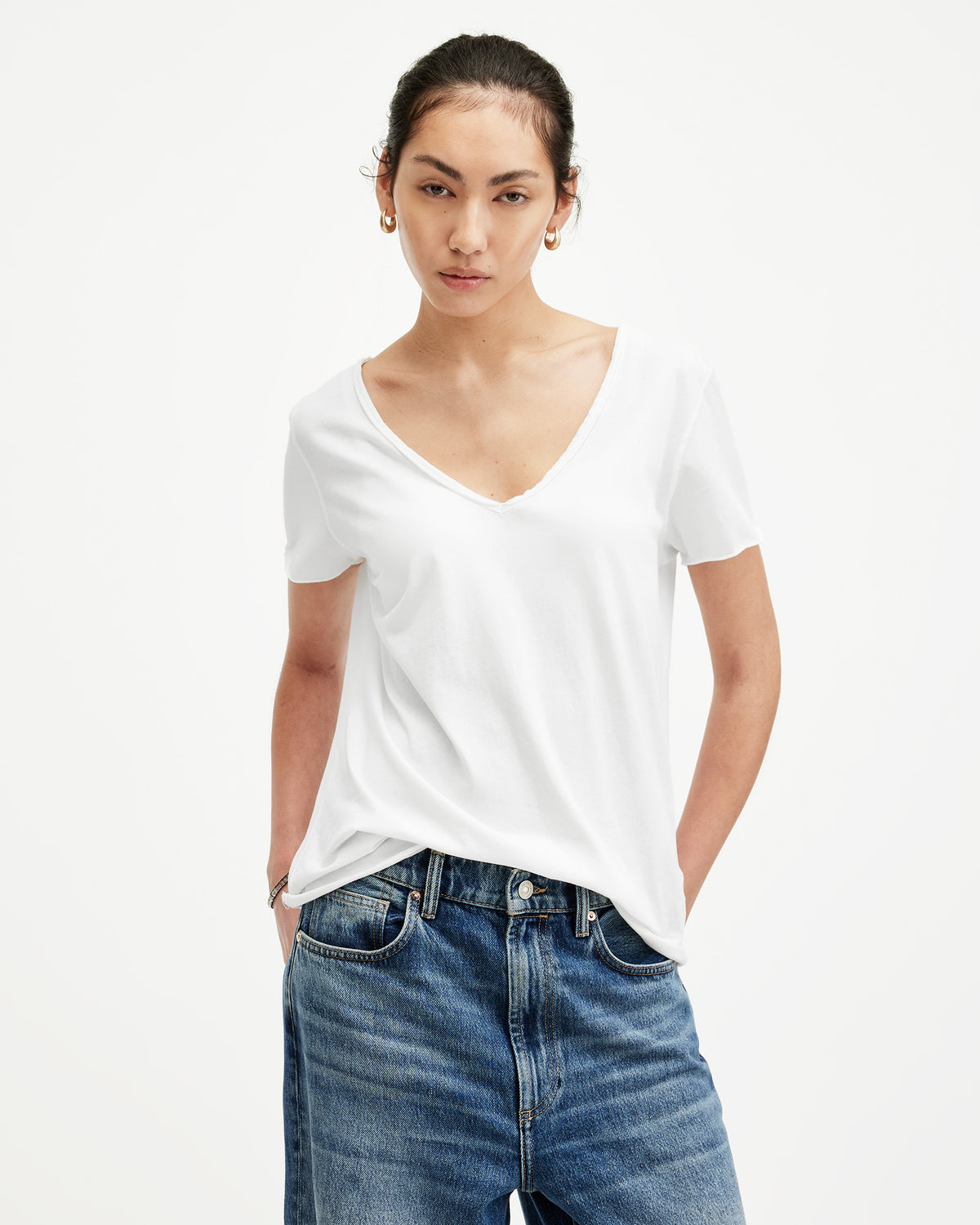 Emelyn V-Neck Tonic T-Shirt