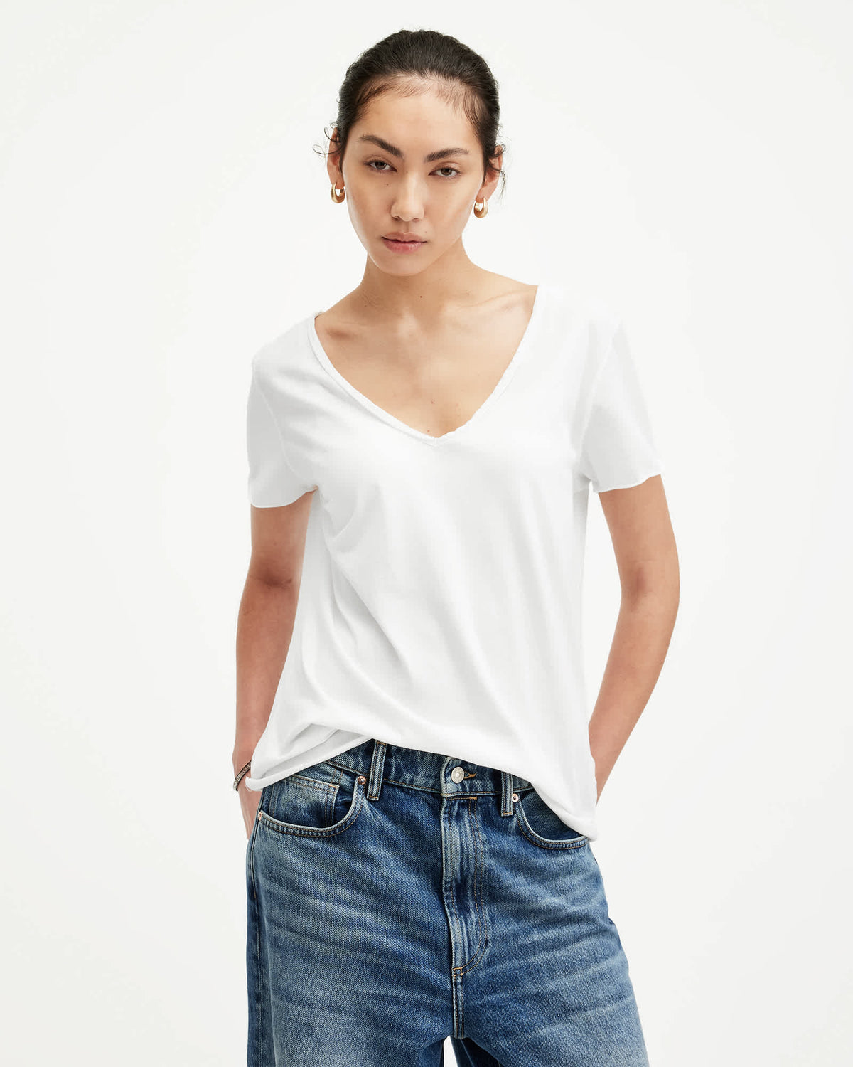 Emelyn V-Neck Tonic T-Shirt Chalk White