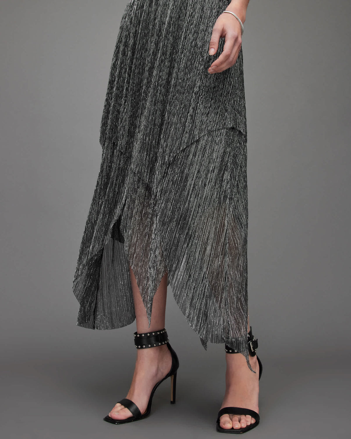 Veena Tulle Shimmer Pleated Midi Skirt Silver
