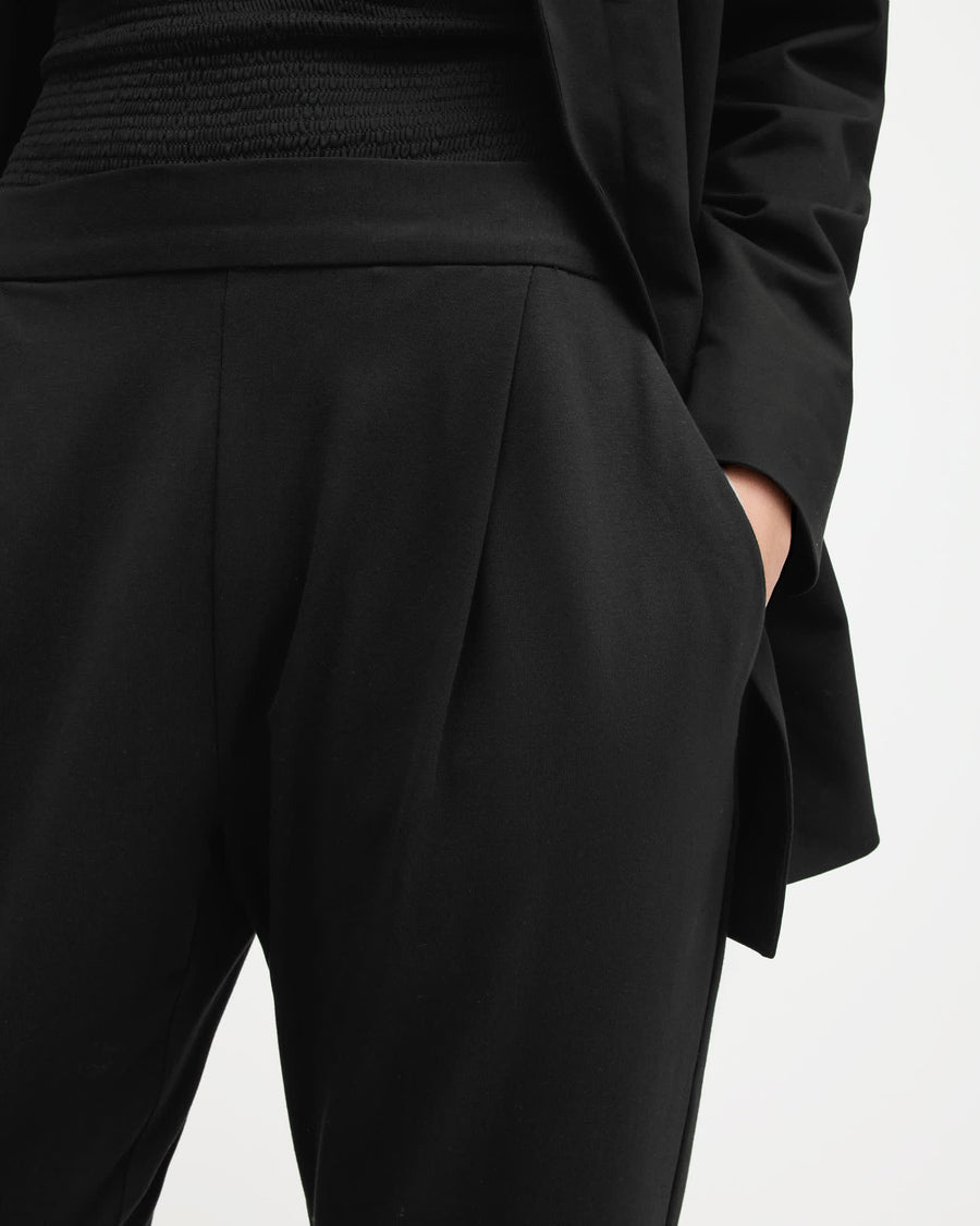 Aleida Mid-Rise Tapered Jersey Trousers Black